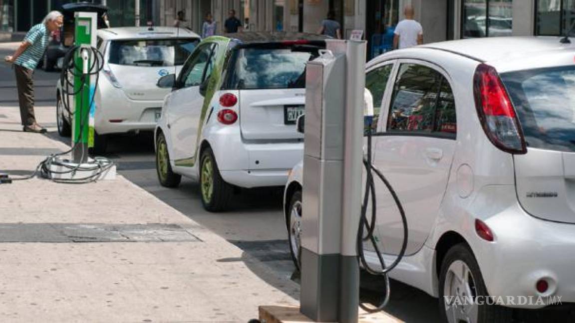 Francia busca prohibir autos de gasolina y diésel para 2040