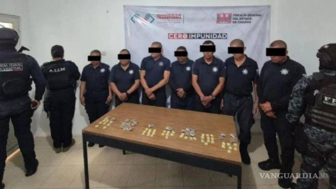 Detienen a 7 policías municipales por venta de drogas en Chiapas