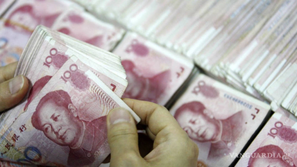 Yuan se debilita y le ‘pega’ a México por tres razones