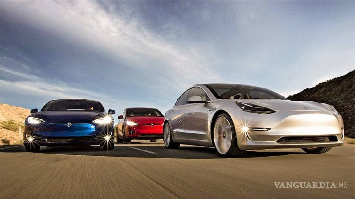 Los Tesla Model 3 ya hacen 'ruido', como un ovni o como un coche de gasolina