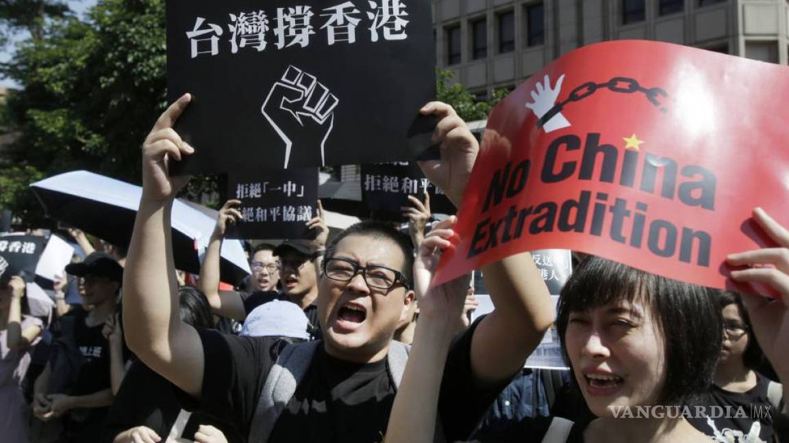 Marea de hongkoneses desafía a China en protesta pacífica