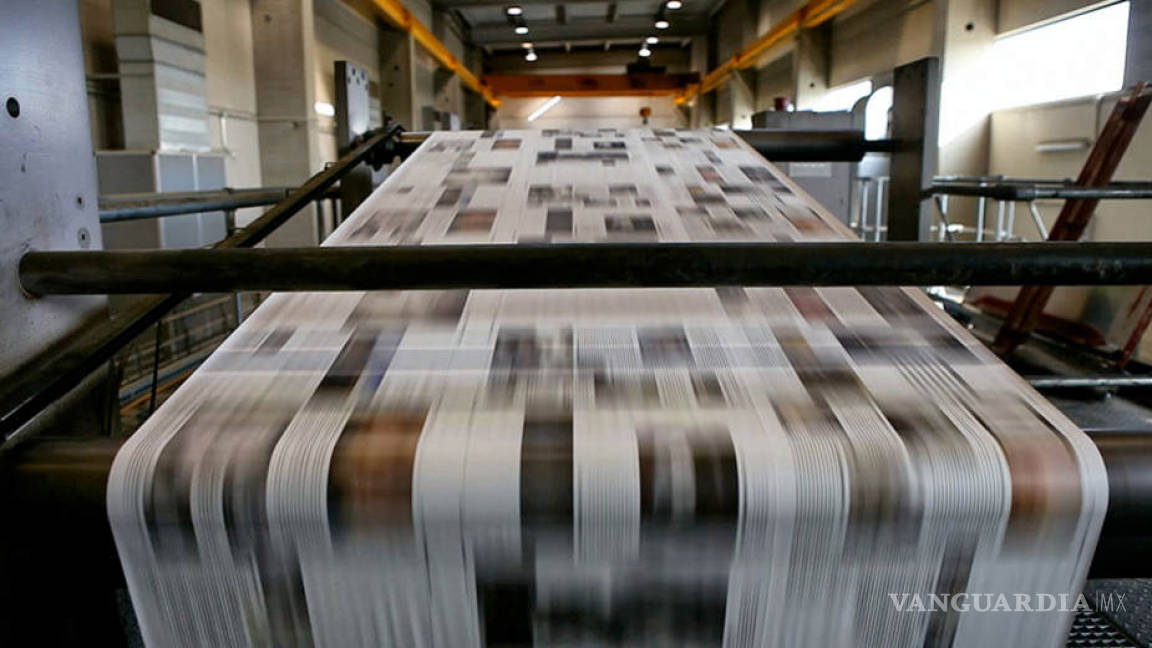 Agoniza el consumo de los periódicos impresos