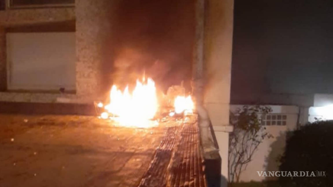Cuba reporta que su embajada en París fue atacada con bombas molotov y responsabiliza a EU
