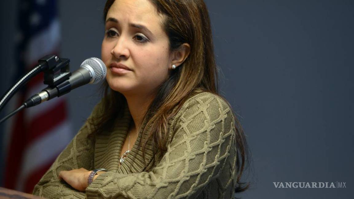 Madre de víctima de Sandy Hook pide a hispanos que &quot;salven vidas&quot; votando