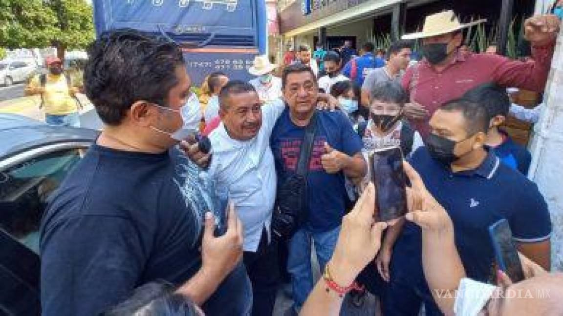 ‘Tienen que desaparecer’, Félix Salgado lidera caravana a favor de reforma electoral de AMLO