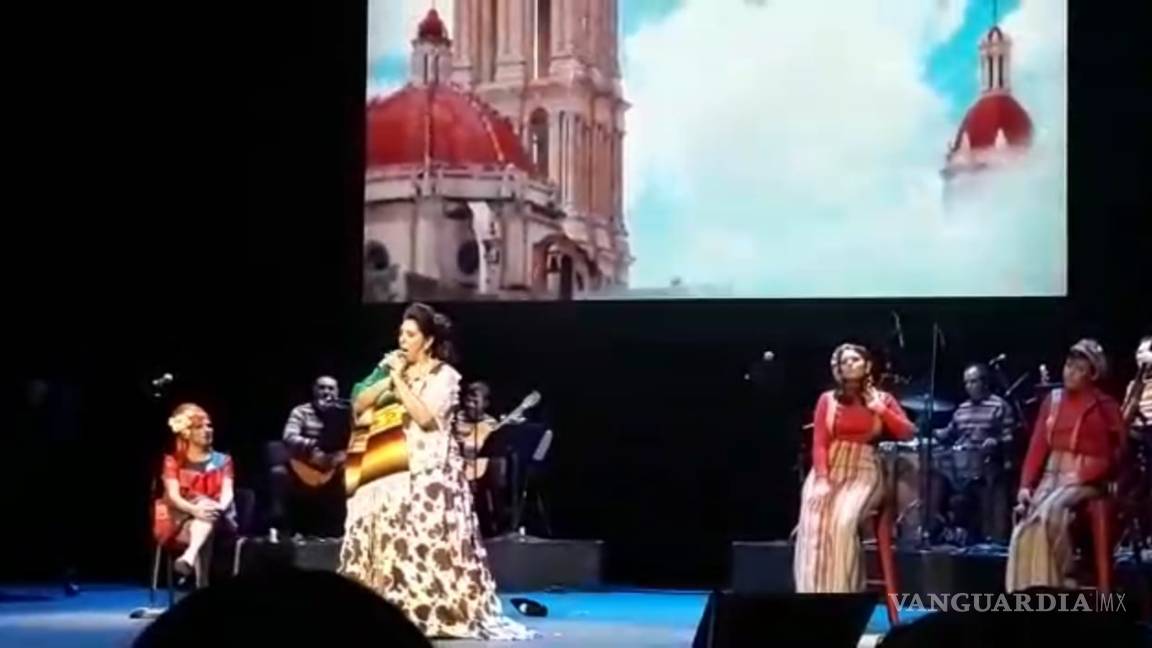 Regina Orozco rinde gran homenaje a Saltillo en su nueva gira