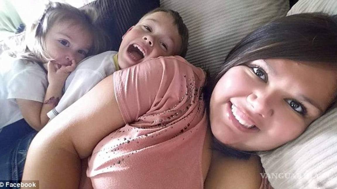 Madre llama al 911 para decir 'acabo de apuñalarme y maté a mis dos hijos', luego se declara 'no culpable'