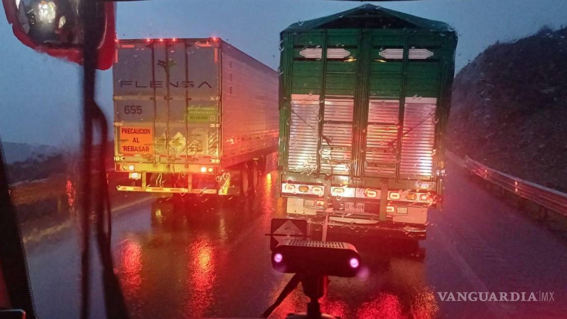Cerrada la autopista Monterrey-Saltillo; lluvias por tormenta tropical ‘Alberto’ la vuelven intransitable