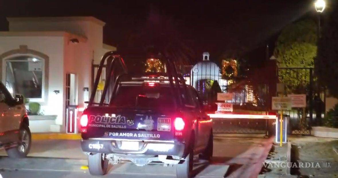 $!Imágenes de la movilización de autoridades tras el reporte de una persona lesionada con arma de fuego.