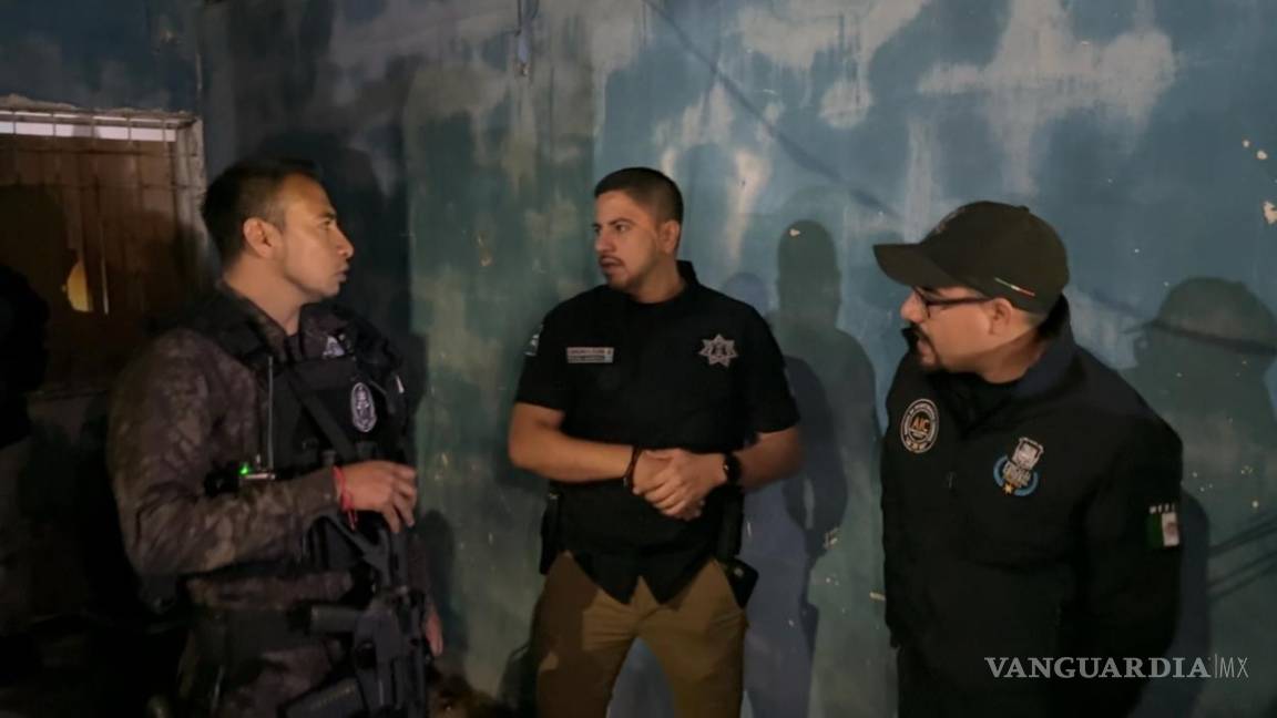 $!Operativos preventivos en Torreón dejan dos detenidos y 10 vehículos asegurados