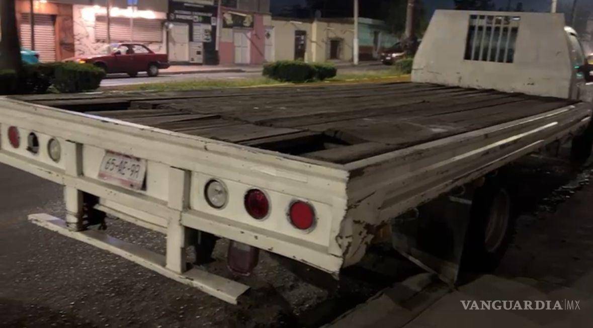 $!El conductor de plataforma se pasó el semáforo en rojo, provocando la colisión inicial.