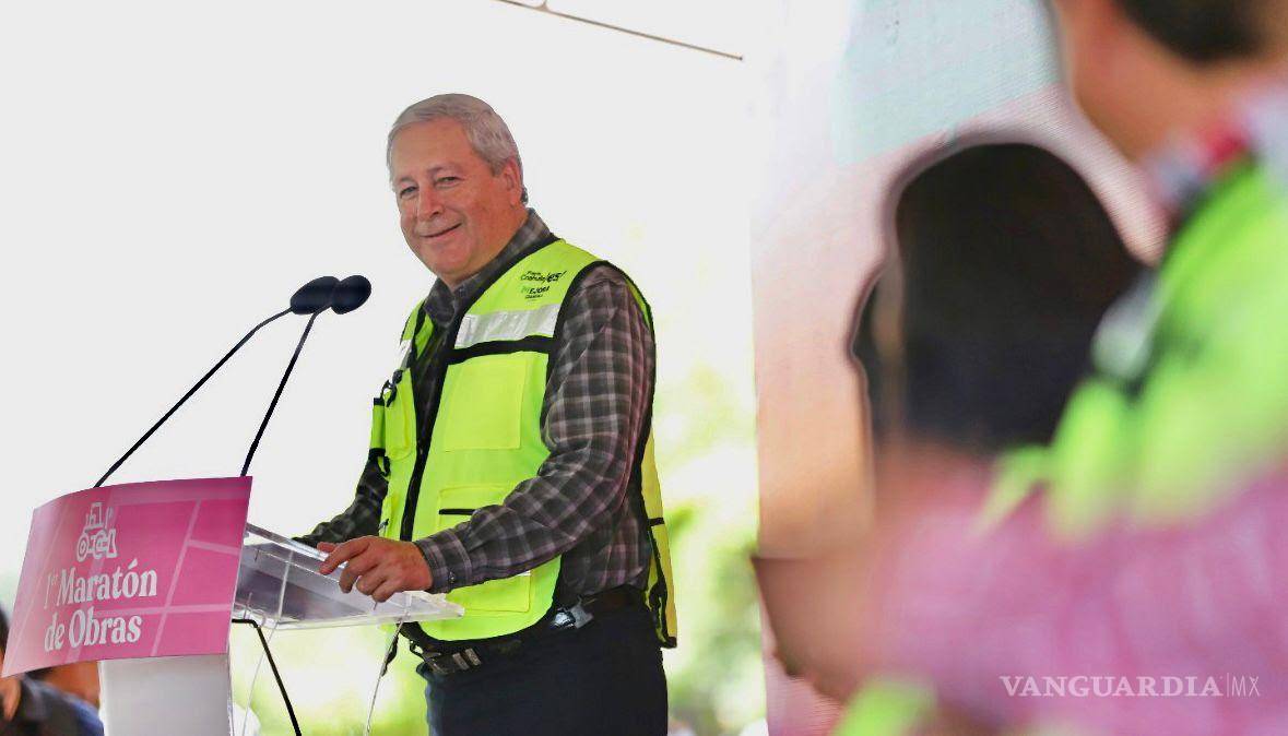 $!El director de Infraestructura y Obra Pública, Virgilio Verduzco Echeverría, detalló que en la colonia Bellavista se destinarán 3 millones de pesos para recarpetear las calles.
