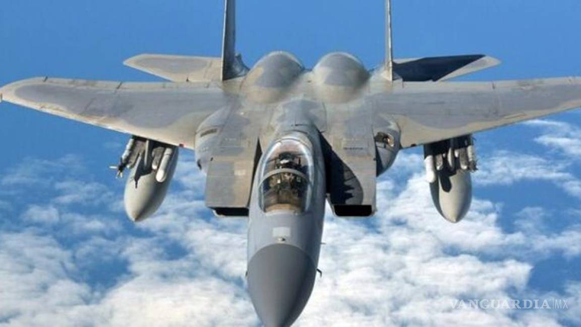 Avión militar de EUA se estrella durante entrenamiento en Reino Unido