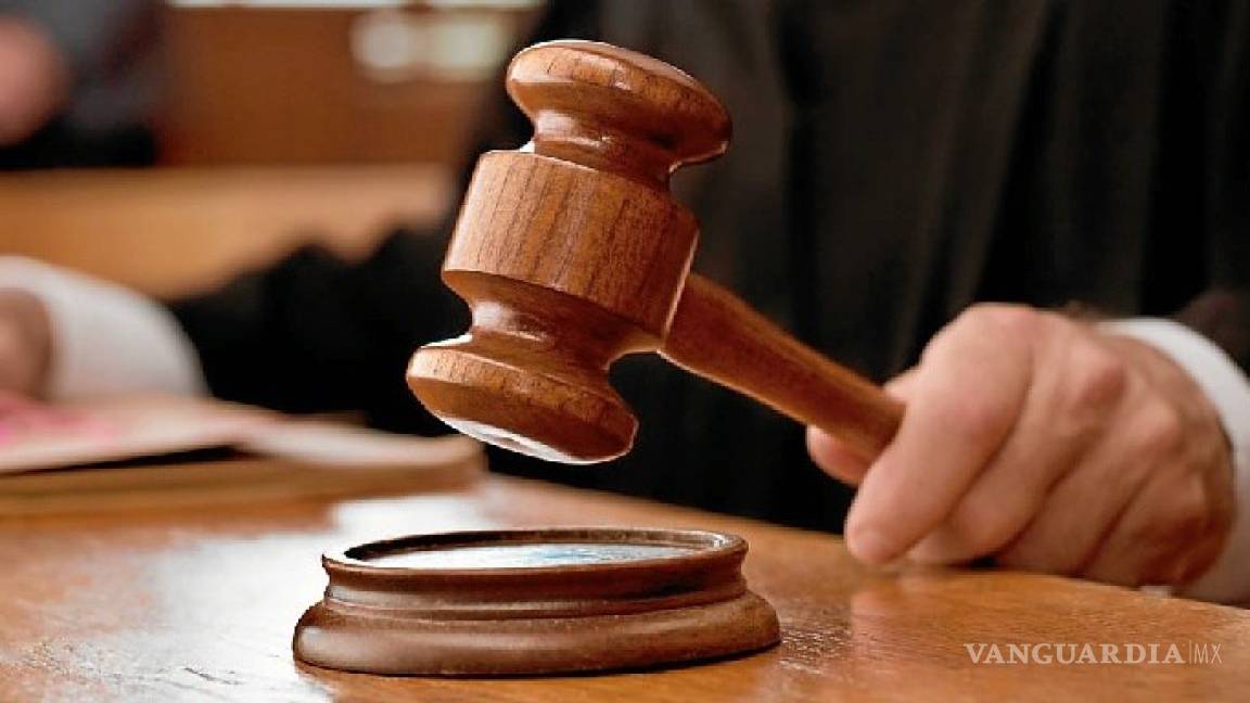 Suprema Corte admite controversia de Aureoles por 'superdelegados'
