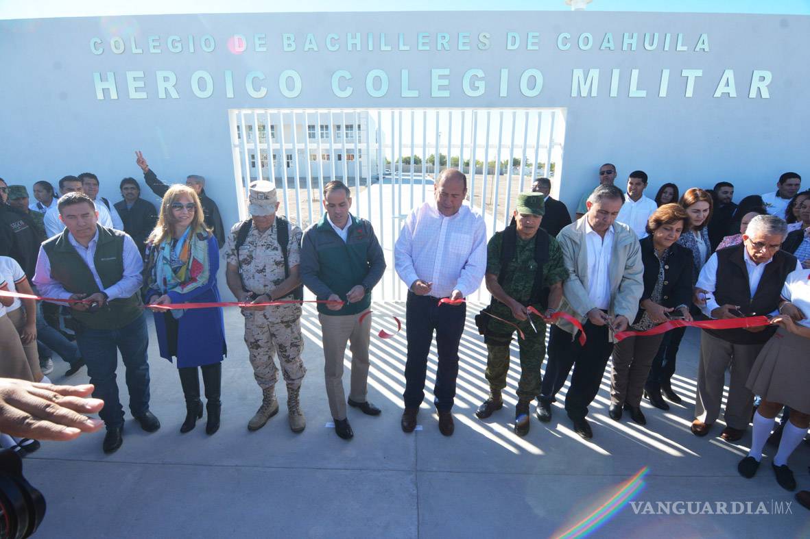 $!Inaugura Gobernador el primer Cobac en Piedras Negras
