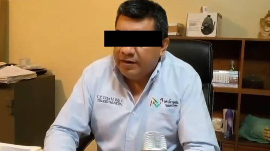 El ex tesorero compareció ante el juez sin defensa privada y fue asistido por un abogado de oficio durante la diligencia.