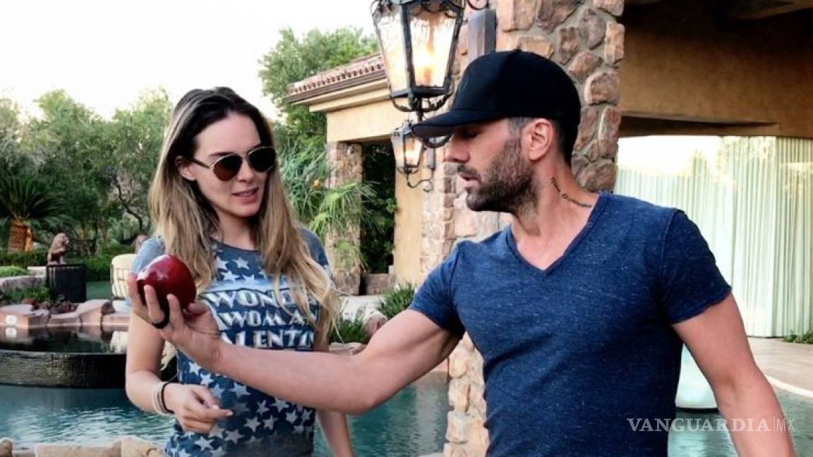 Belinda y Criss Angel invaden las redes sociales con su romance