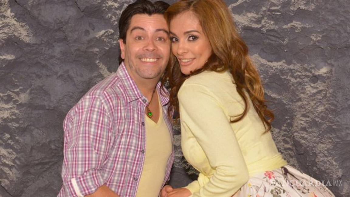 ¡Carlos Espejel confirma romance con Alma Cero!