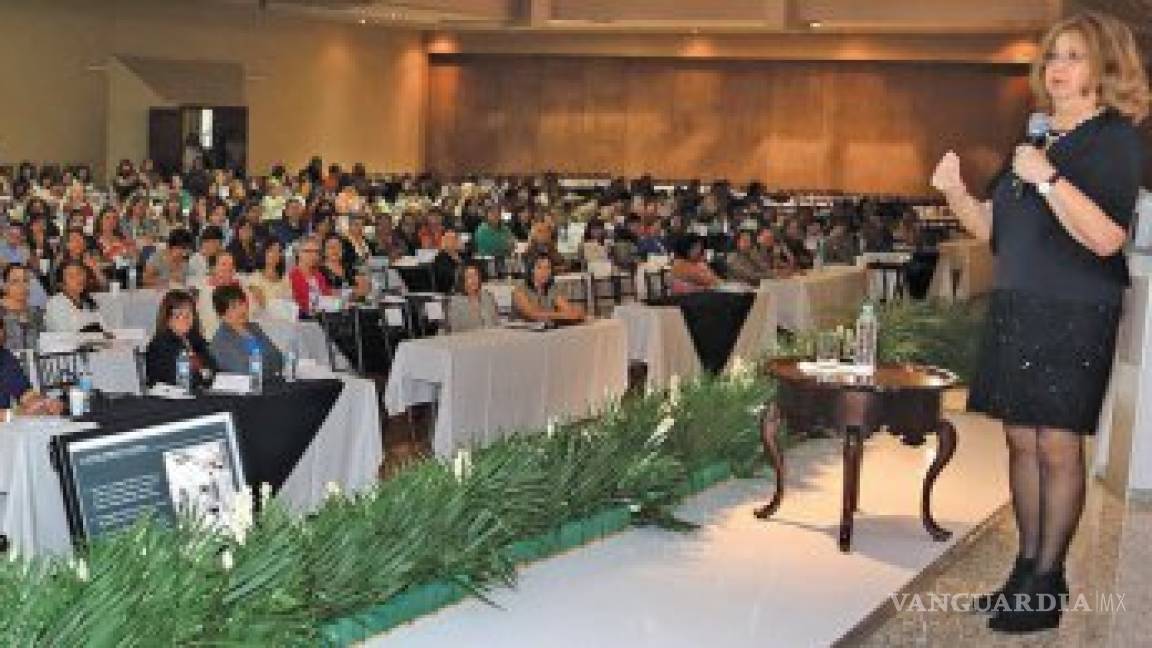 Inicia Congreso de la Mujer en Saltillo
