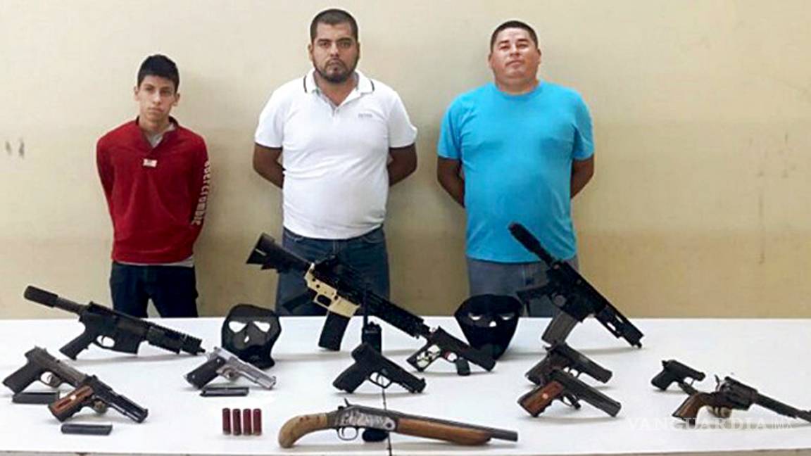 $!Estas son las armas que utilizan los cárteles de la droga en México: desde lanzacohetes... ¡hasta narcotanques!