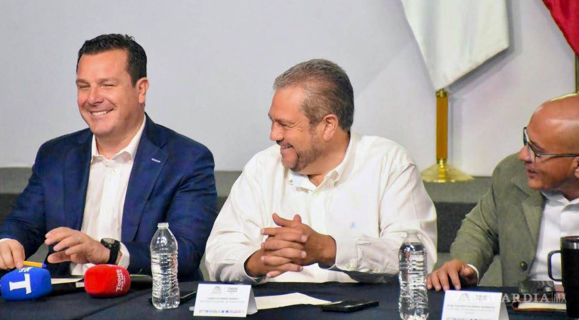 $!El fiscal Federico Fernández Montañez y el alcalde Tomás Gutiérrez Merino encabezaron la mesa de trabajo junto con mandos de las Fuerzas Armadas y corporaciones de seguridad.
