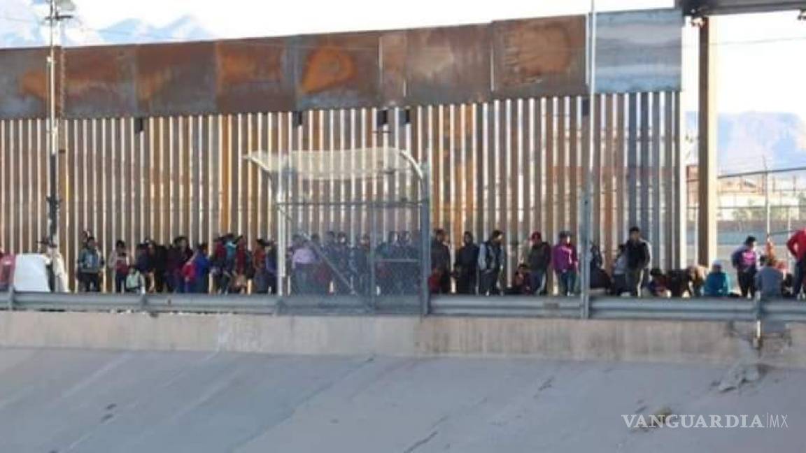 Migrantes cruzan frontera en Chihuahua, piden asilo político en EU