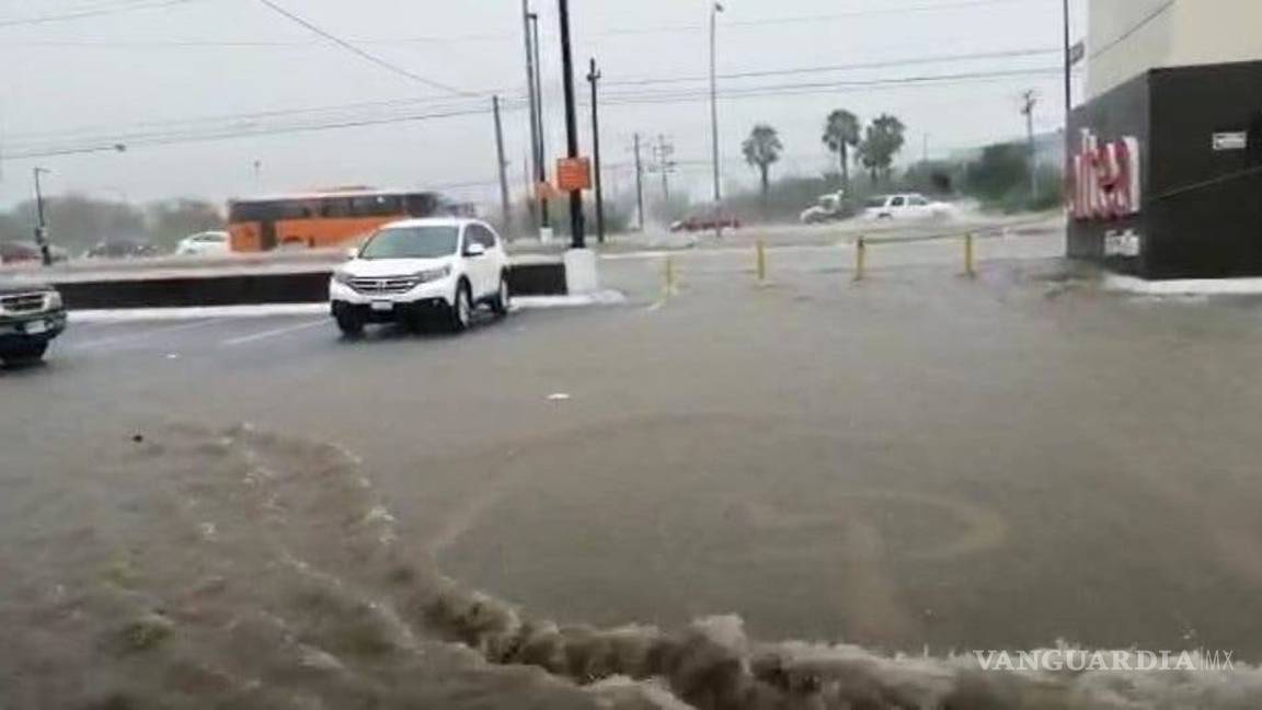 $!Fuertes lluvias dejan en Monterrey lesionados e inundaciones
