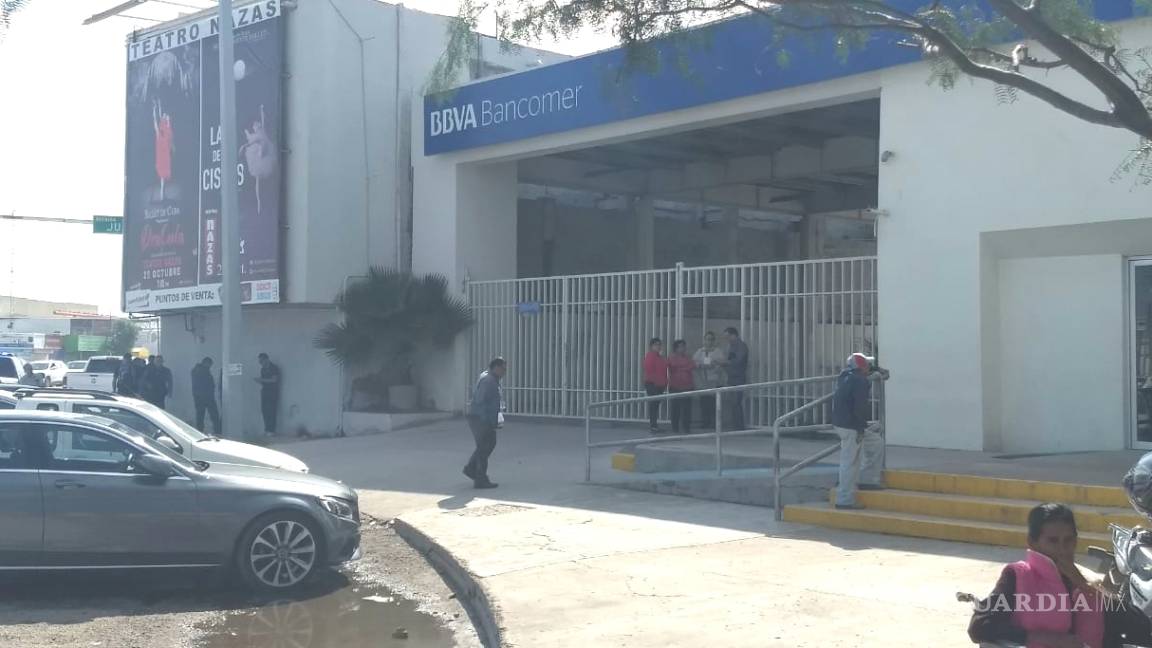 Hieren a vigilante de Bancomer Torreón en intento de asalto