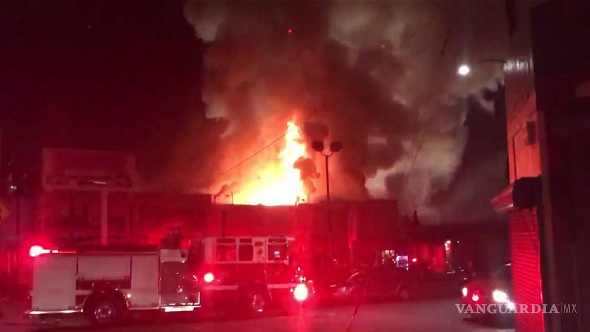 Al menos 9 muertos en voraz incendio en una discoteca de Oakland, California