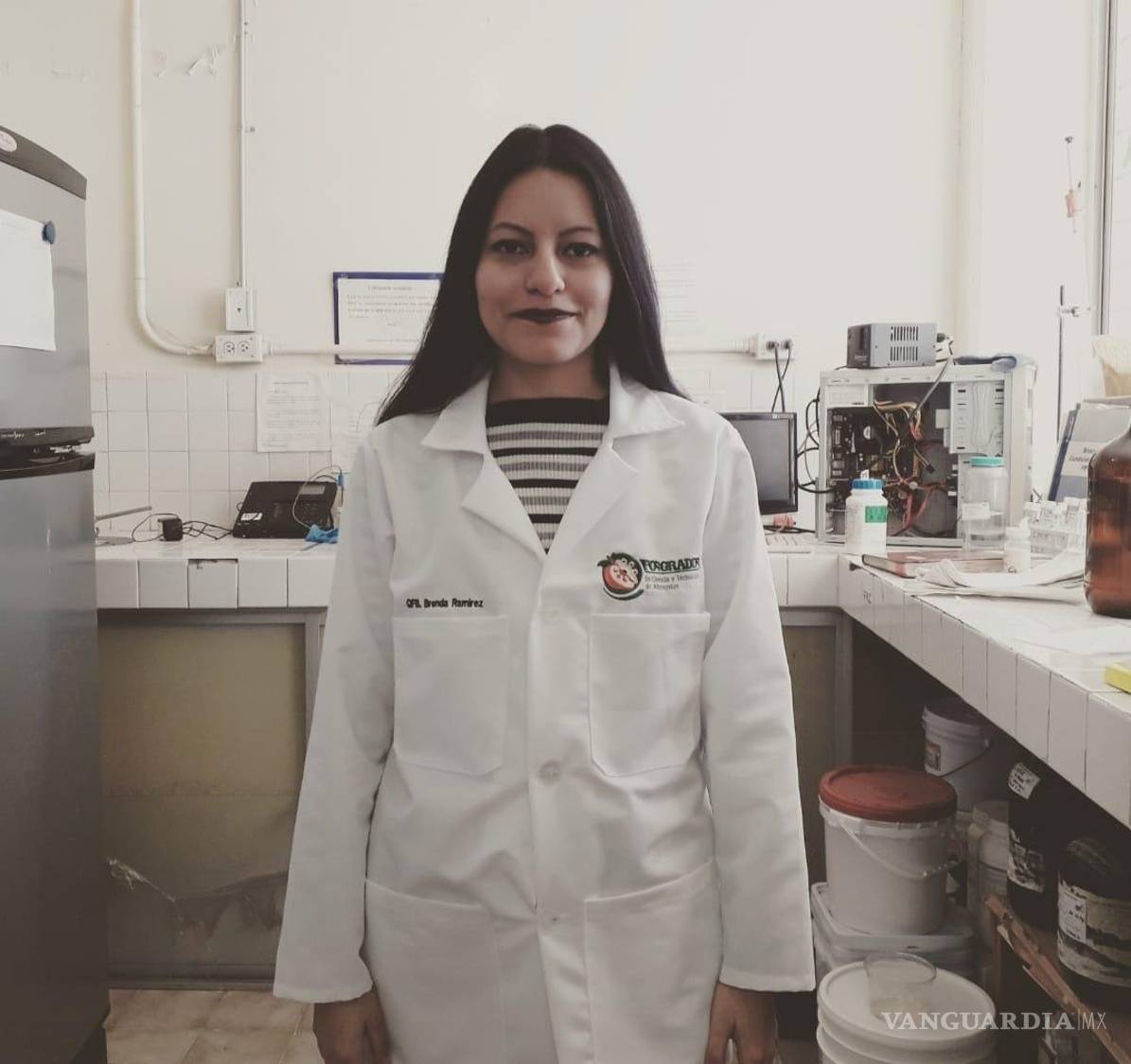 $!La investigación que Brenda presentó en Portugal está relacionada con un residuo de la industria del maíz, del cual extrae una fibra dietética con beneficios para la salud bucal.