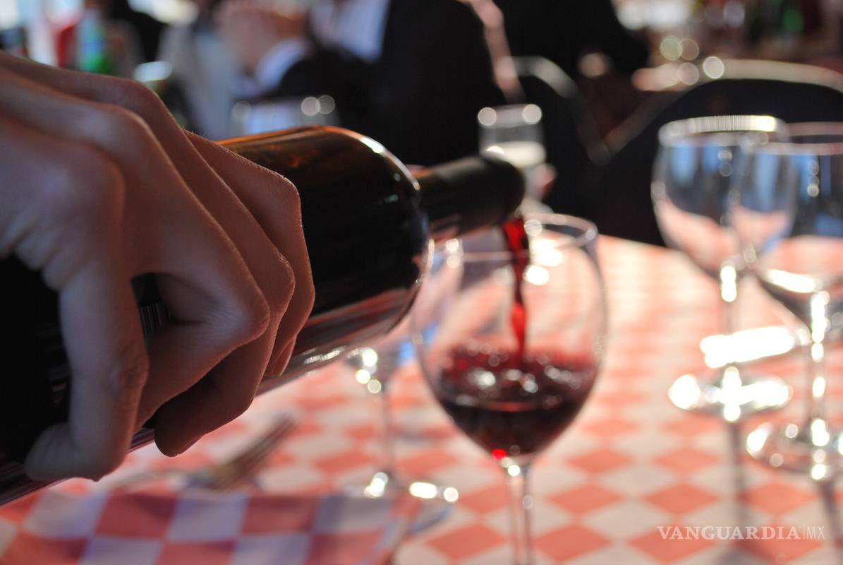 $!¿Por qué un vino caro a muchos les sabe mejor?
