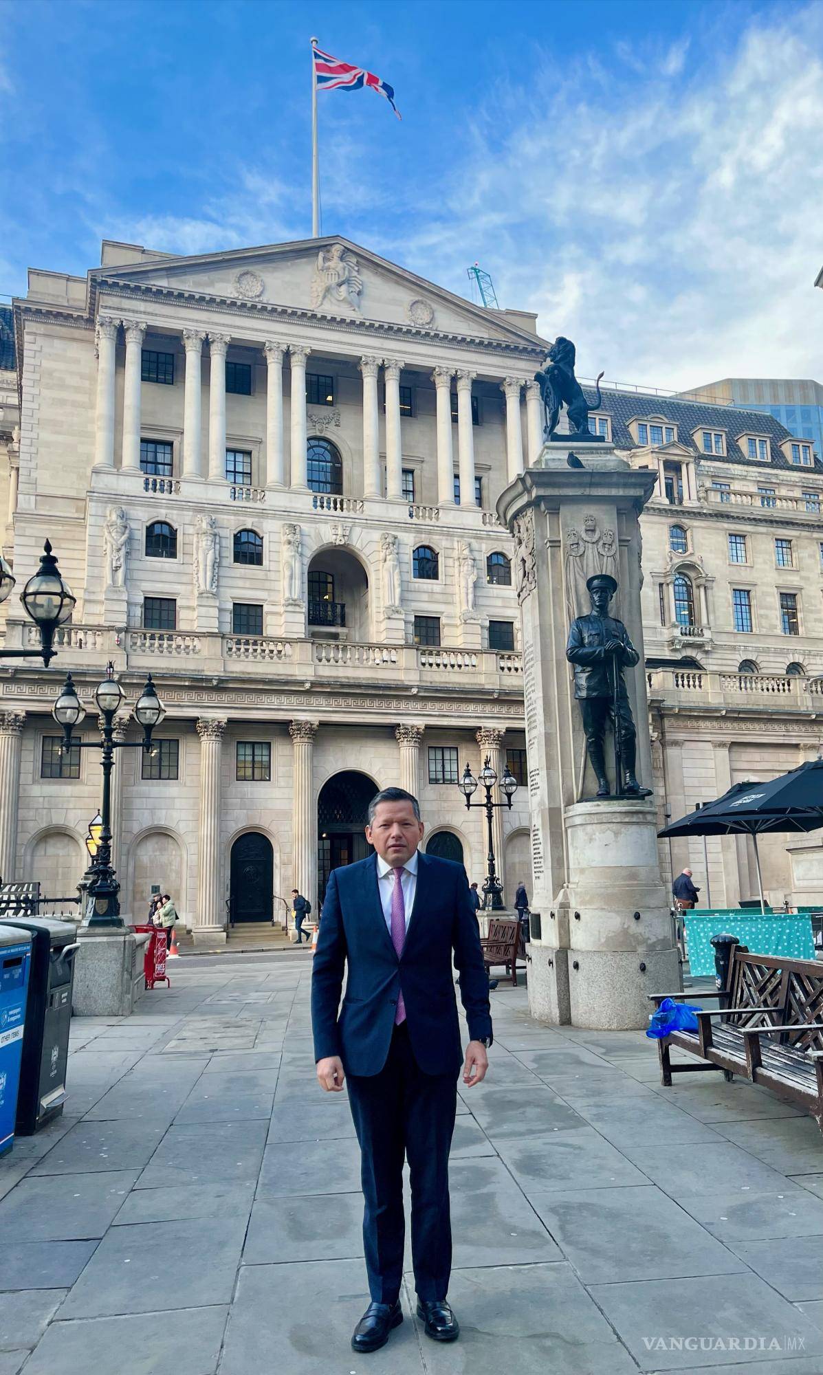 $!“Extraño muchas cosas, para empezar a mi familia y a personas muy queridas que tengo en Saltillo”, dijo.