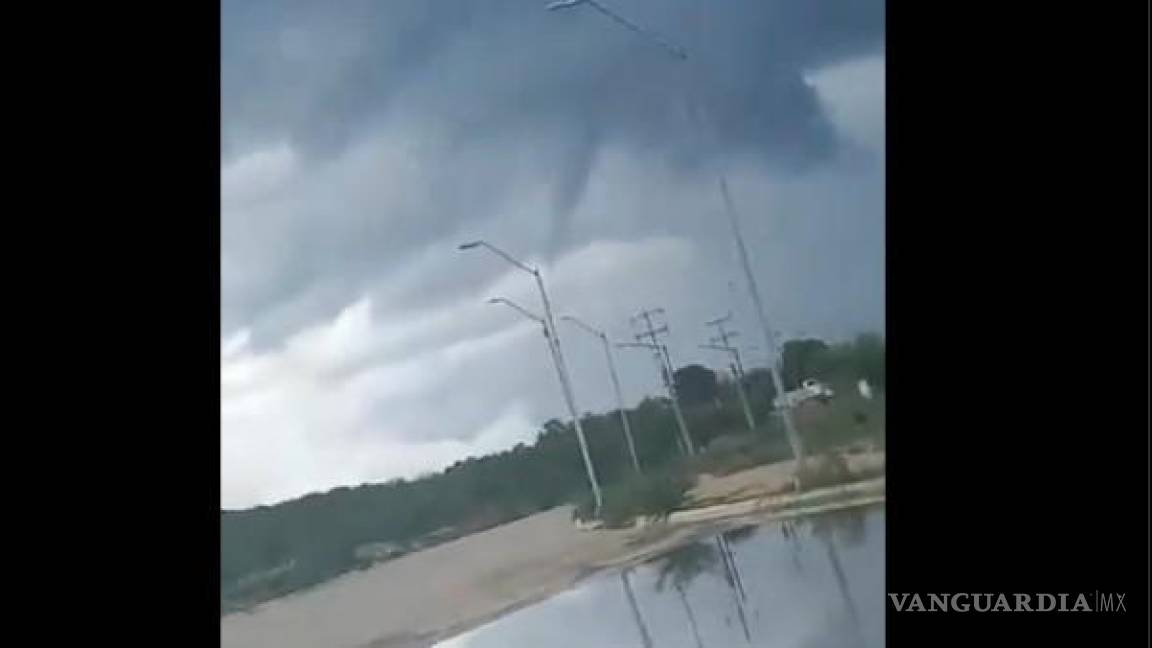 Una nube ‘embudo’ se dejó ver en Piedras Negras: ¿Qué son y cómo se forman?