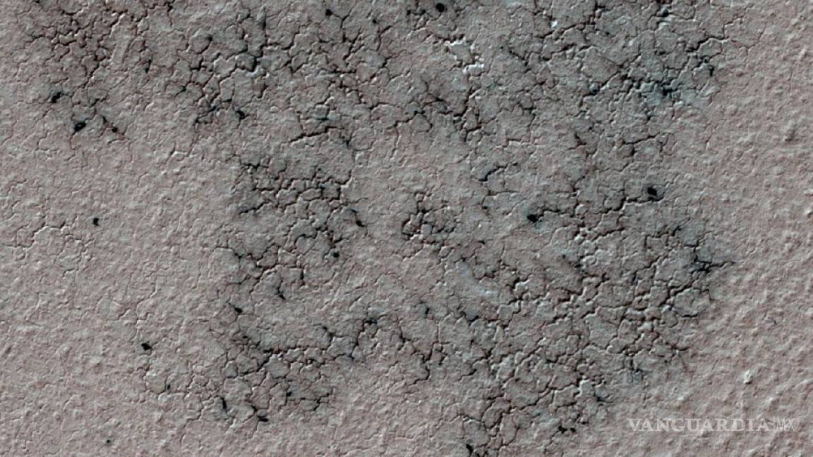 Descubren yacimientos 'arañas' en el polo sur de Marte