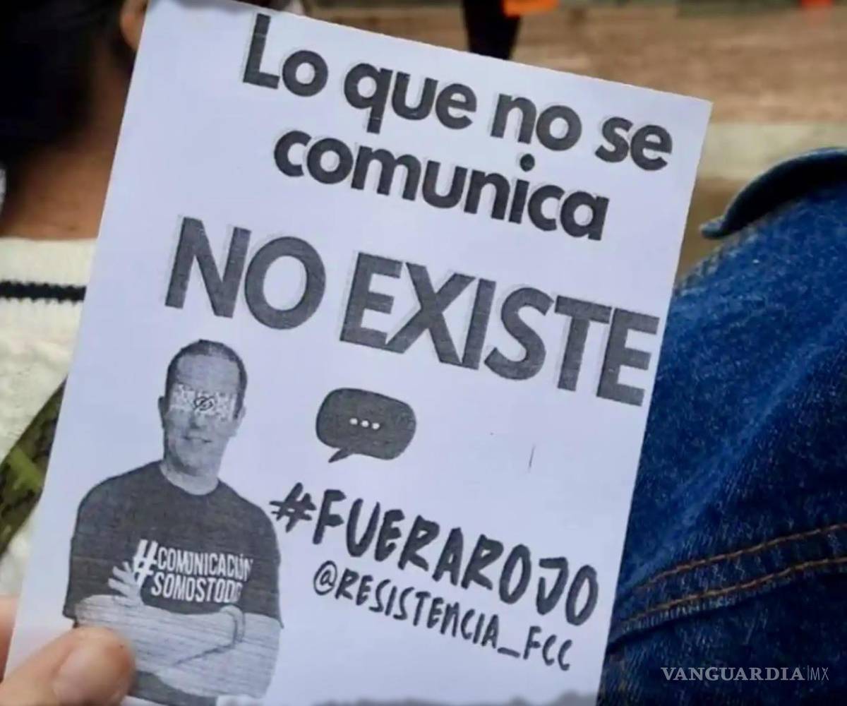 $!A los demás, que son la inmensa mayoría del nuevo nuevo vecindario donde vive y medra, les ha pintado el dedo porque es un engreído envidioso.