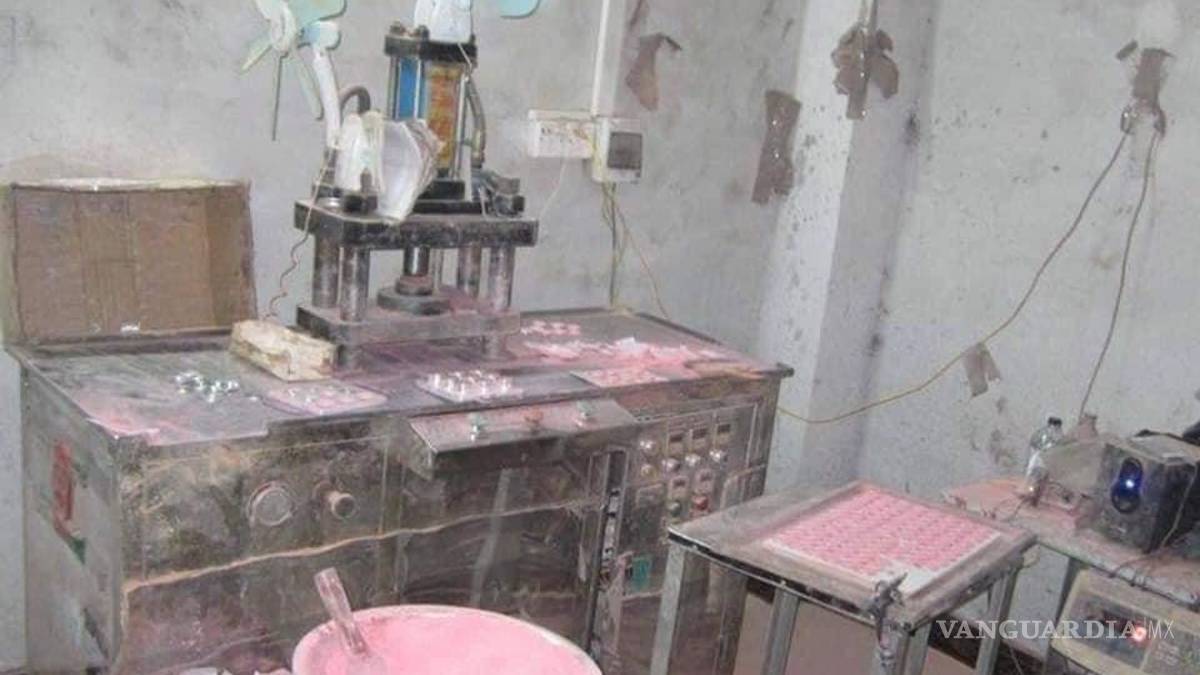 Alertan por venta de maquillaje de mala calidad en el Centro de Saltillo; provoca severas alergias