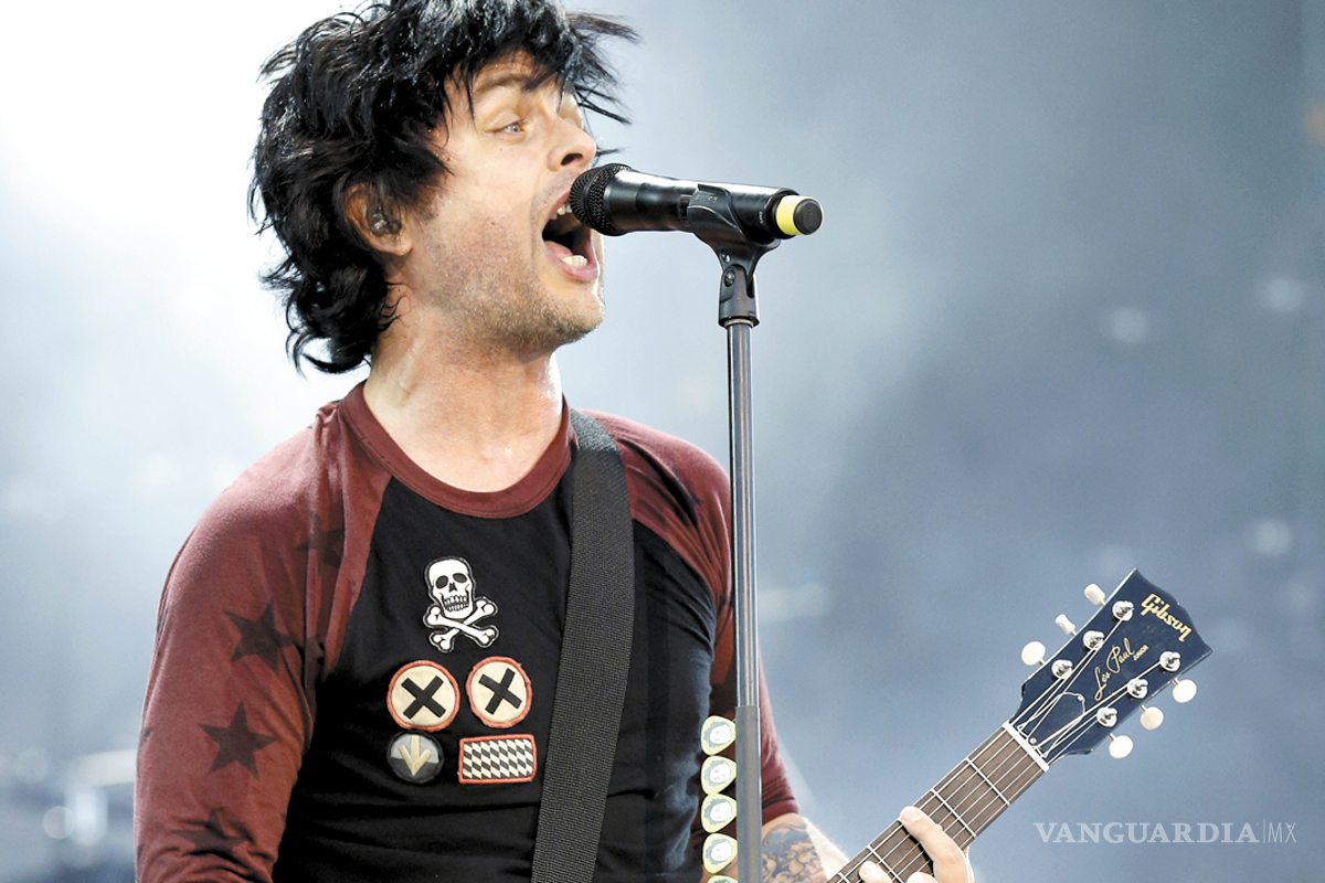 Cantante de Green Day compara a Trump con Hitler