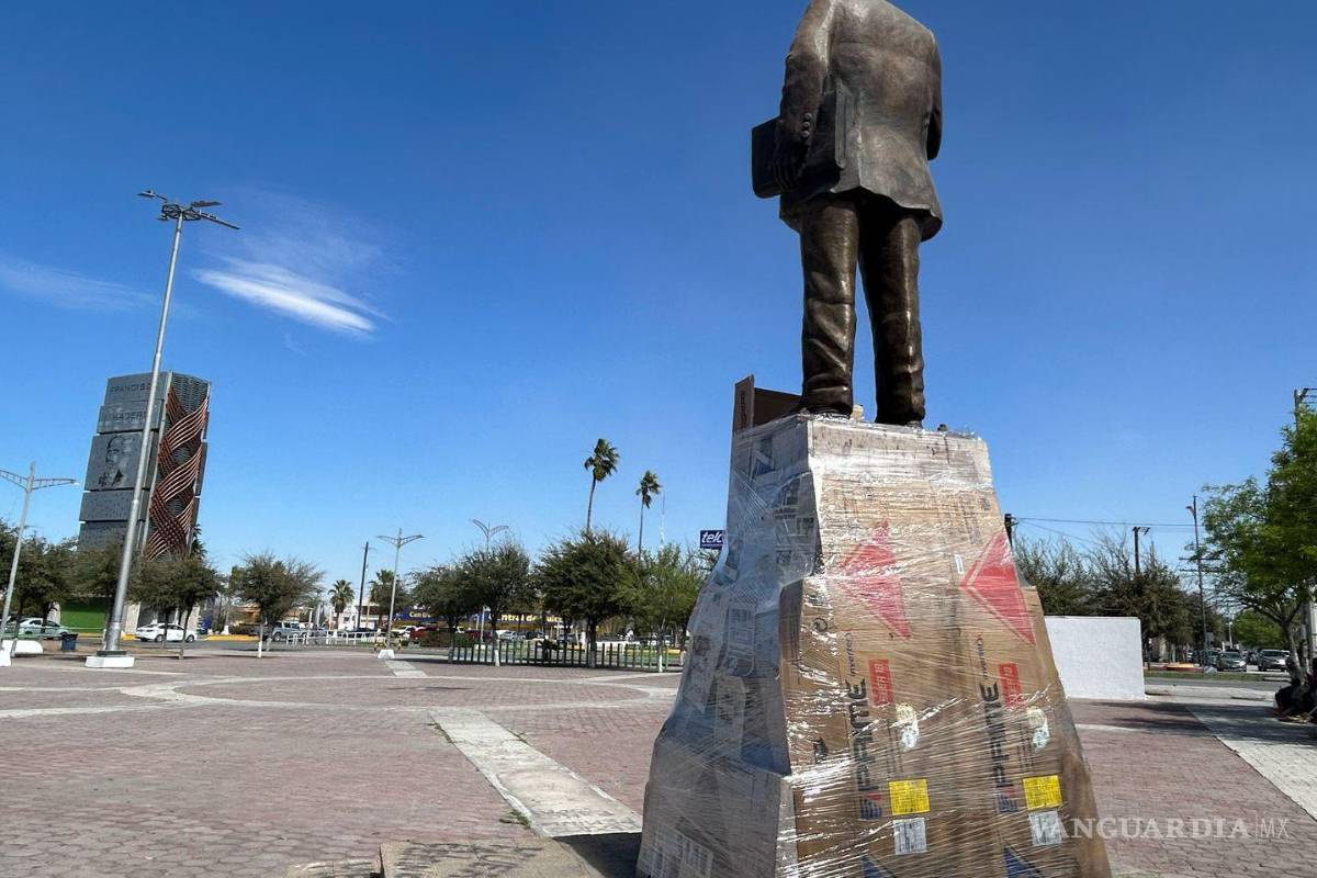 Monclova resguarda monumento antes de la marcha feminista