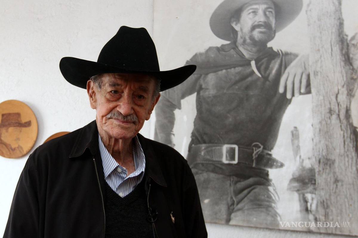 Mario Almada: 10 cosas que no sabías