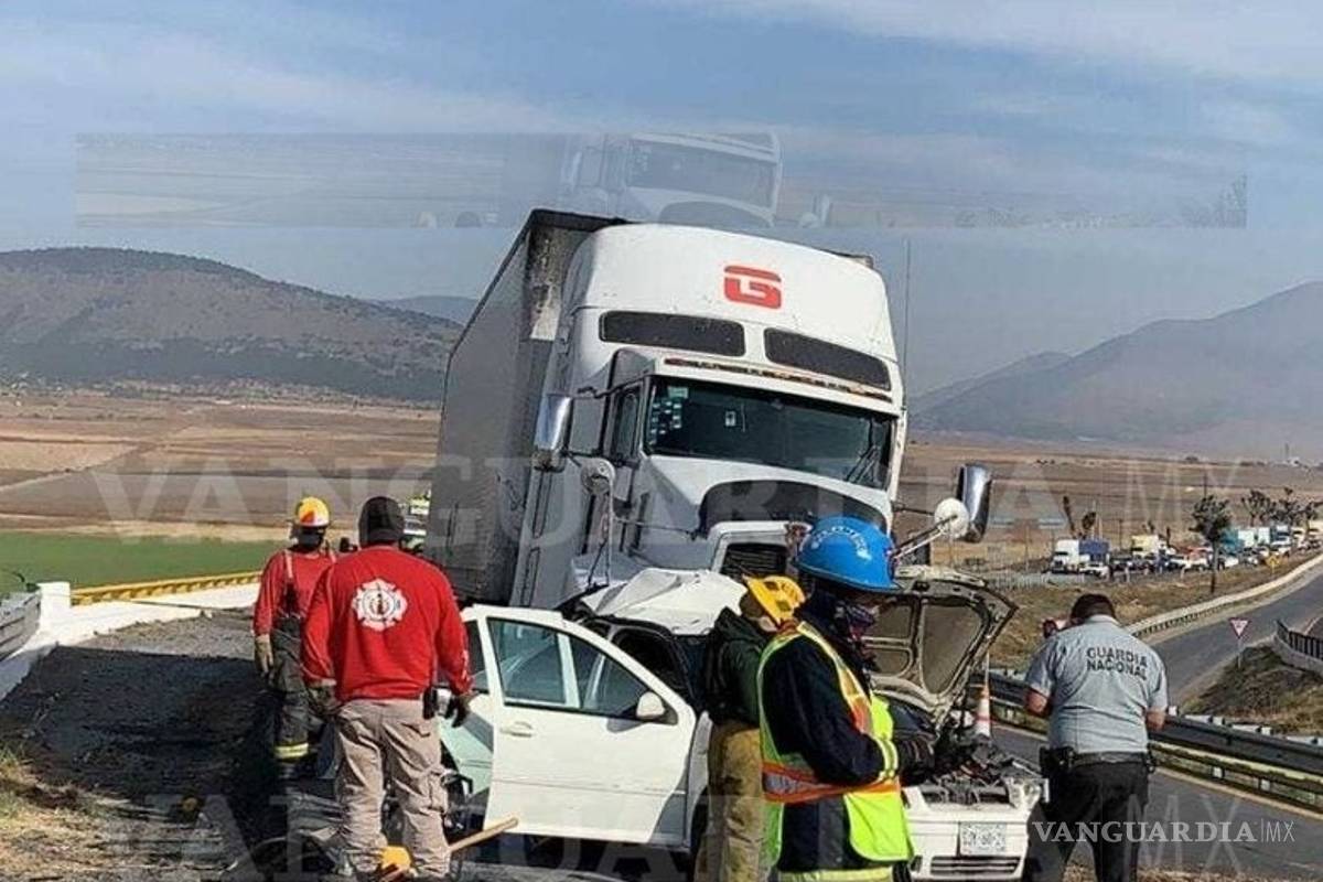 Fuera de peligro niña que sobrevivió en accidente de la 57
