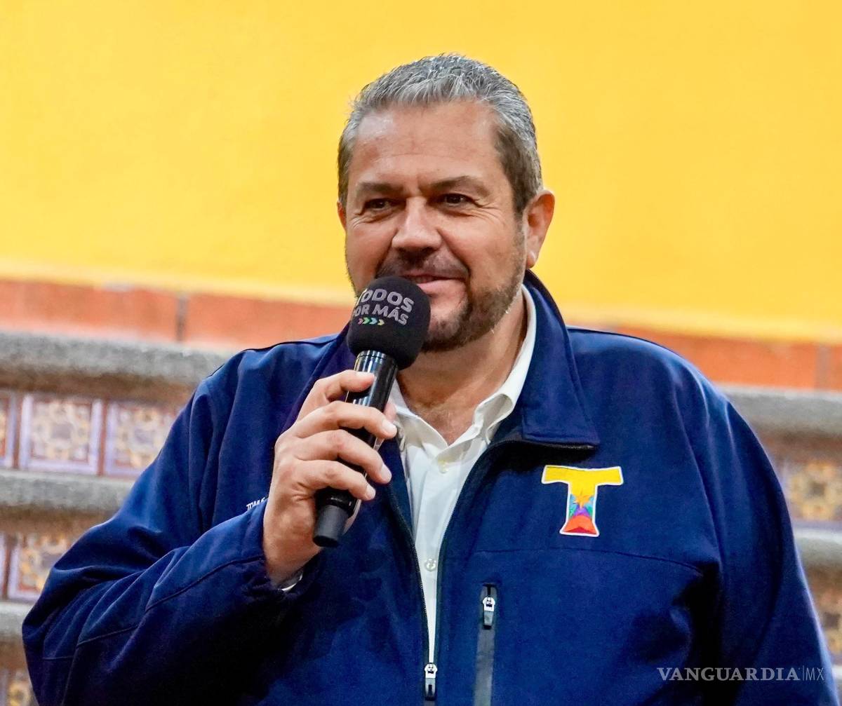 $!Tomás Gutiérrez encabezó el arranque de entrega de credenciales inteligentes.