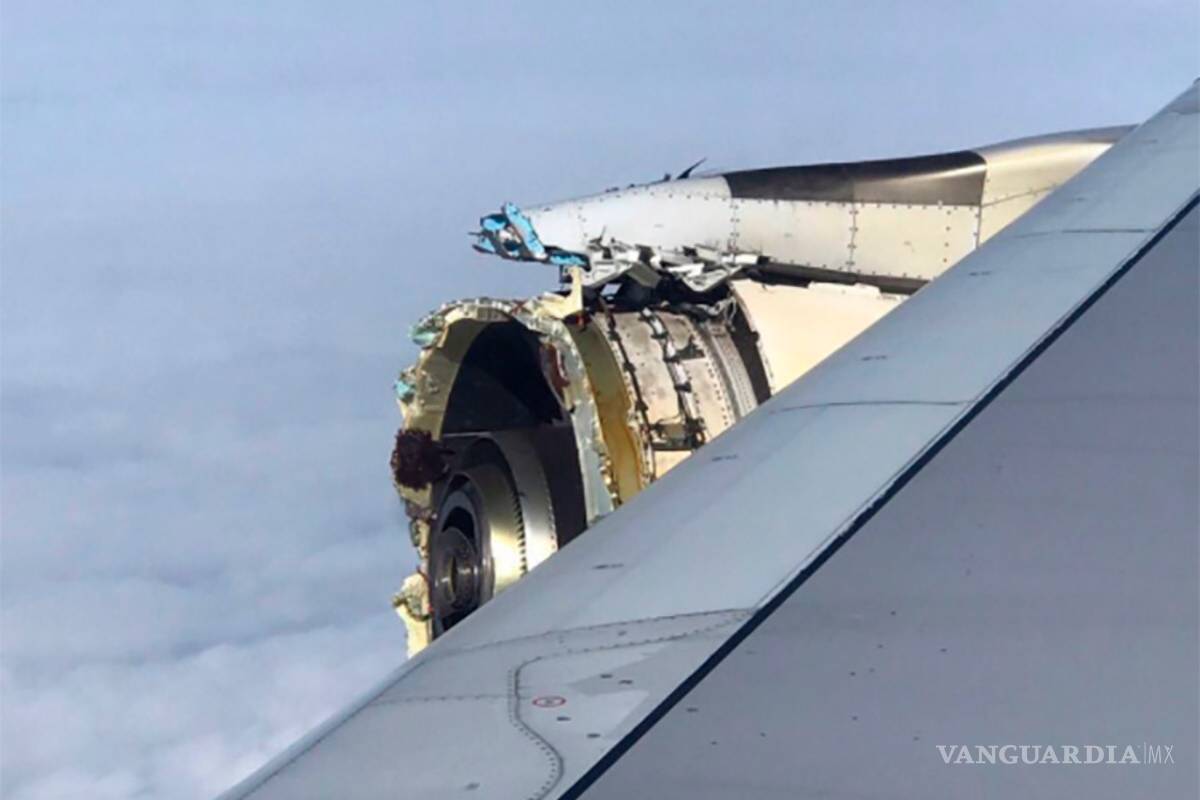 Avión de Air France aterriza de emergencia en Canadá por explosión de motor