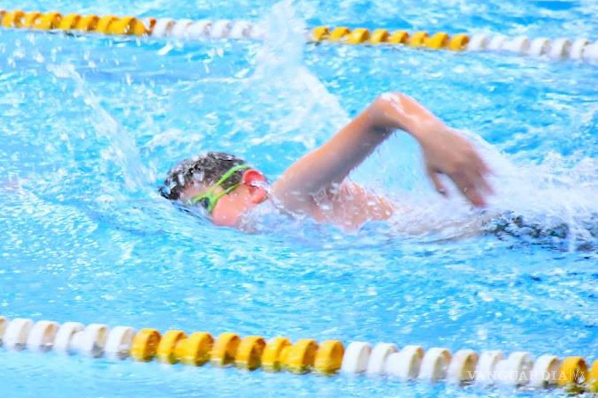 Inauguran alberca municipal “Las Truchas” en Monclova, con Paola Espinosa