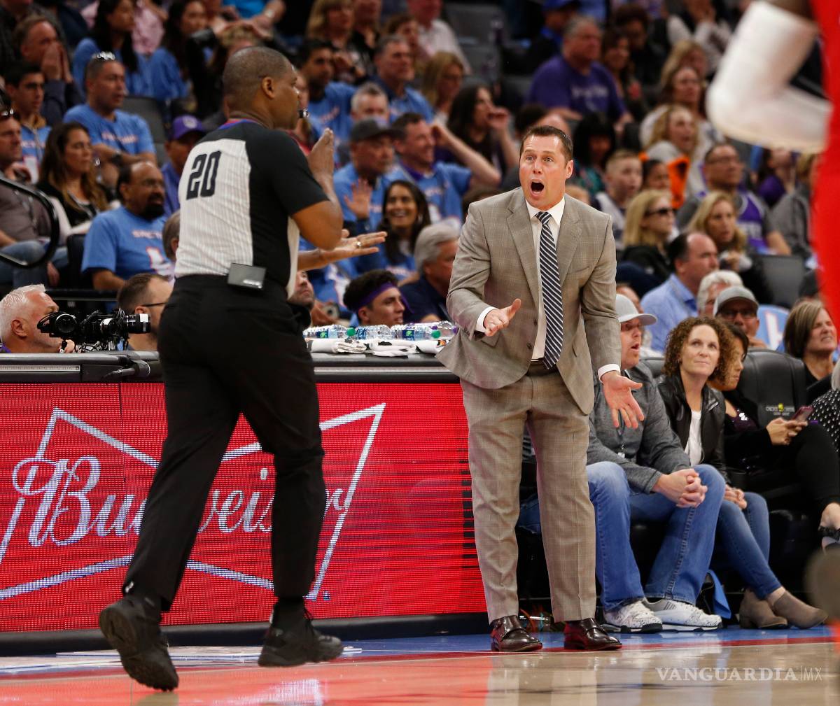 $!Larry Drew, Dave Joerger y J.B.Bickerstaff son la cara perdedora de la NBA