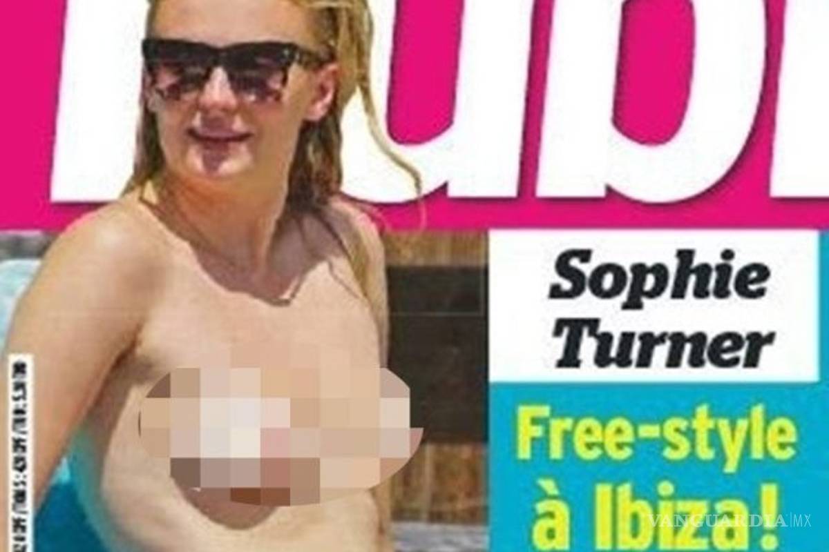 $!Sophie Turner es captada en ‘topless’ en Ibiza