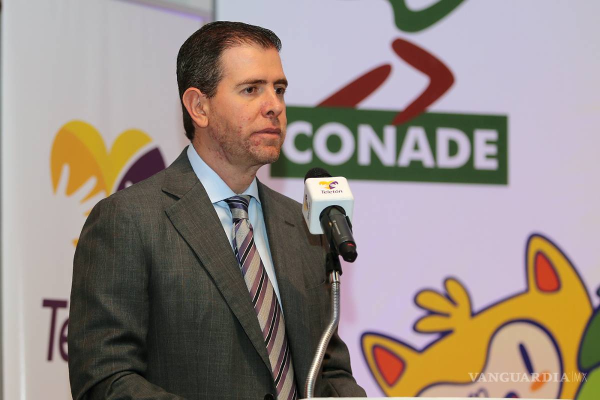 Alfredo Castillo tiene días contados como director de la Conade