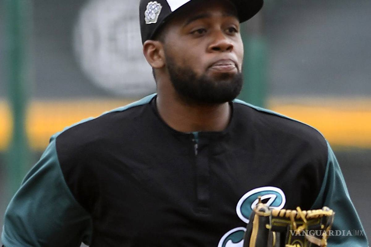 Asegura Josuan Hernández: 'Depende de ustedes que haya beisbol'