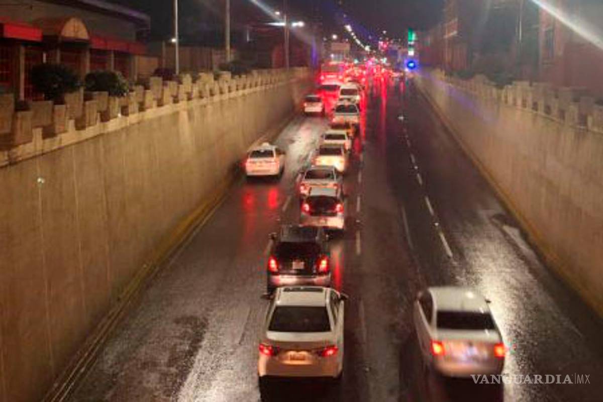 En Saltillo reportan largas filas en gasolineras hasta altas horas de la noche y madrugada