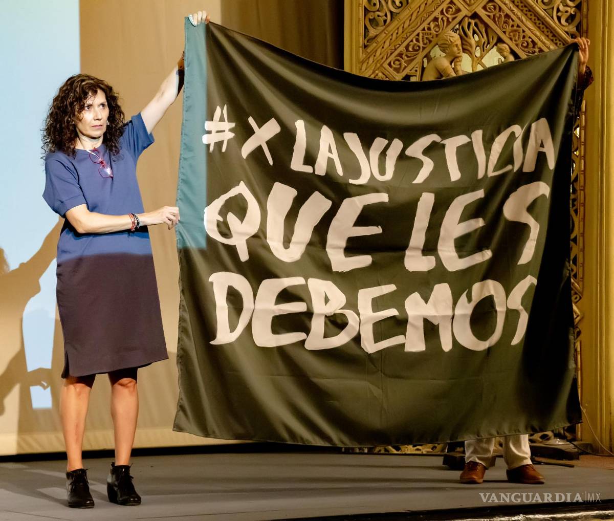 $!‘El arte es la defensa de la vida’: Recibe Ileana Diéguez la Medalla Xavier Villaurrautia 2022