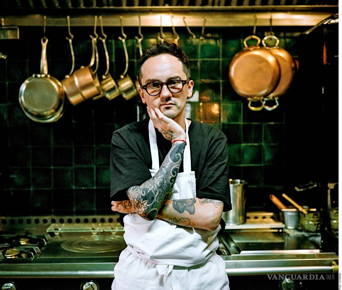 $!Tras alcanzar las estrellas con su restaurante Em en la guía Michelin México, Lucho Martínez propone nuevas ideas desde la gastronomía.